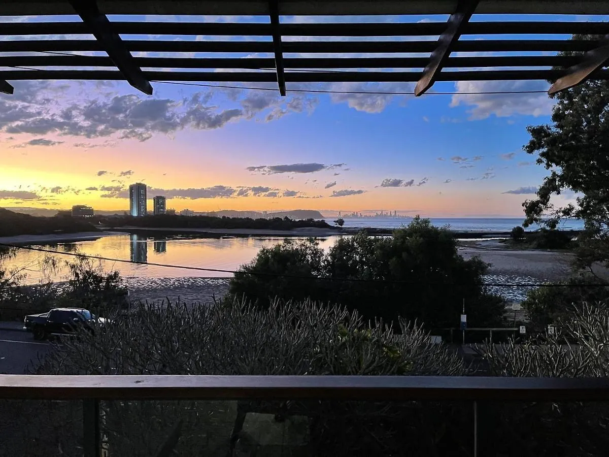Currumbin Beachside Retreat Gold Coast Feriehus
